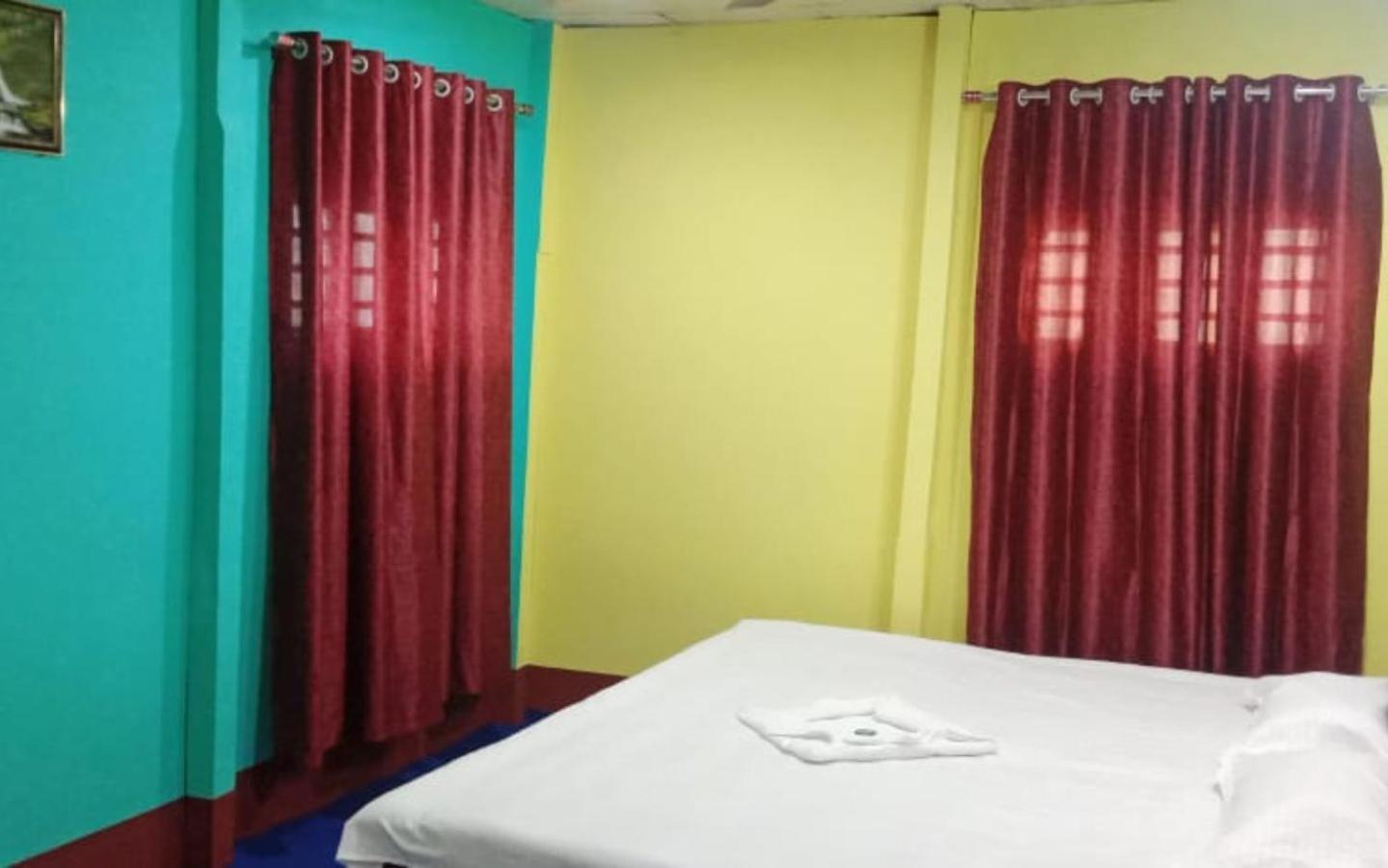 Leo Jungle Retreat By Stayapart , Jaldapara Madari Hat Bagian luar foto