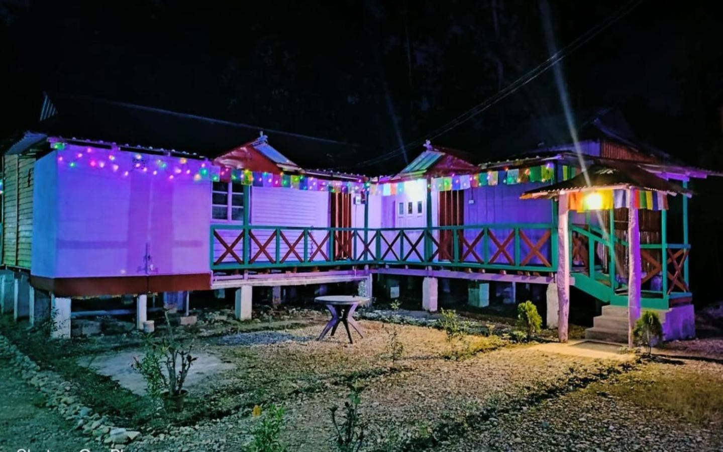 Leo Jungle Retreat By Stayapart , Jaldapara Madari Hat Bagian luar foto