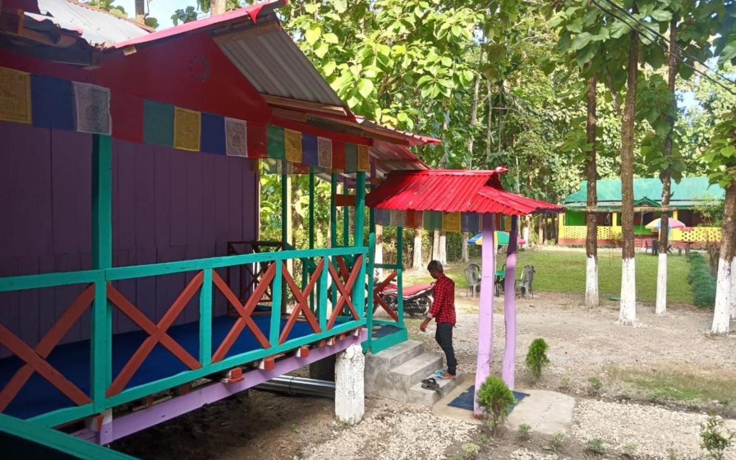 Leo Jungle Retreat By Stayapart , Jaldapara Madari Hat Bagian luar foto